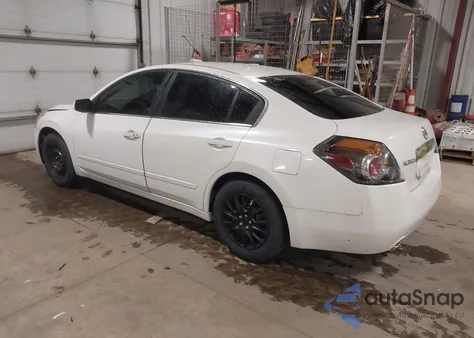 2011 Nissan Altima 2.5 S z USA, uszkodzony, nr VIN 1N4AL2AP8BC153087